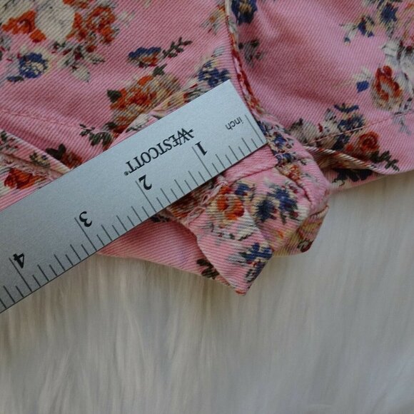 💰3/$25 Forever 21 Women's Floral Denim Jean Shorts Button Fly Pink Festival 30 - Picture 12 of 12